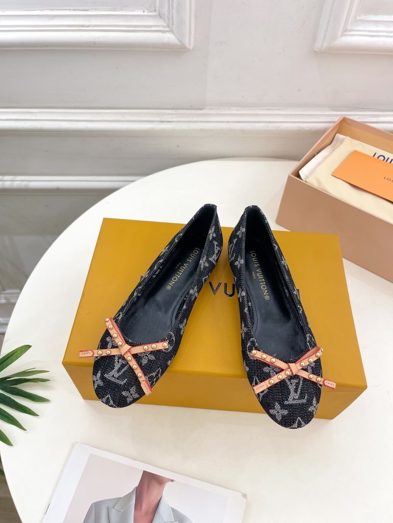 Louis Vuitton Flat Shoes